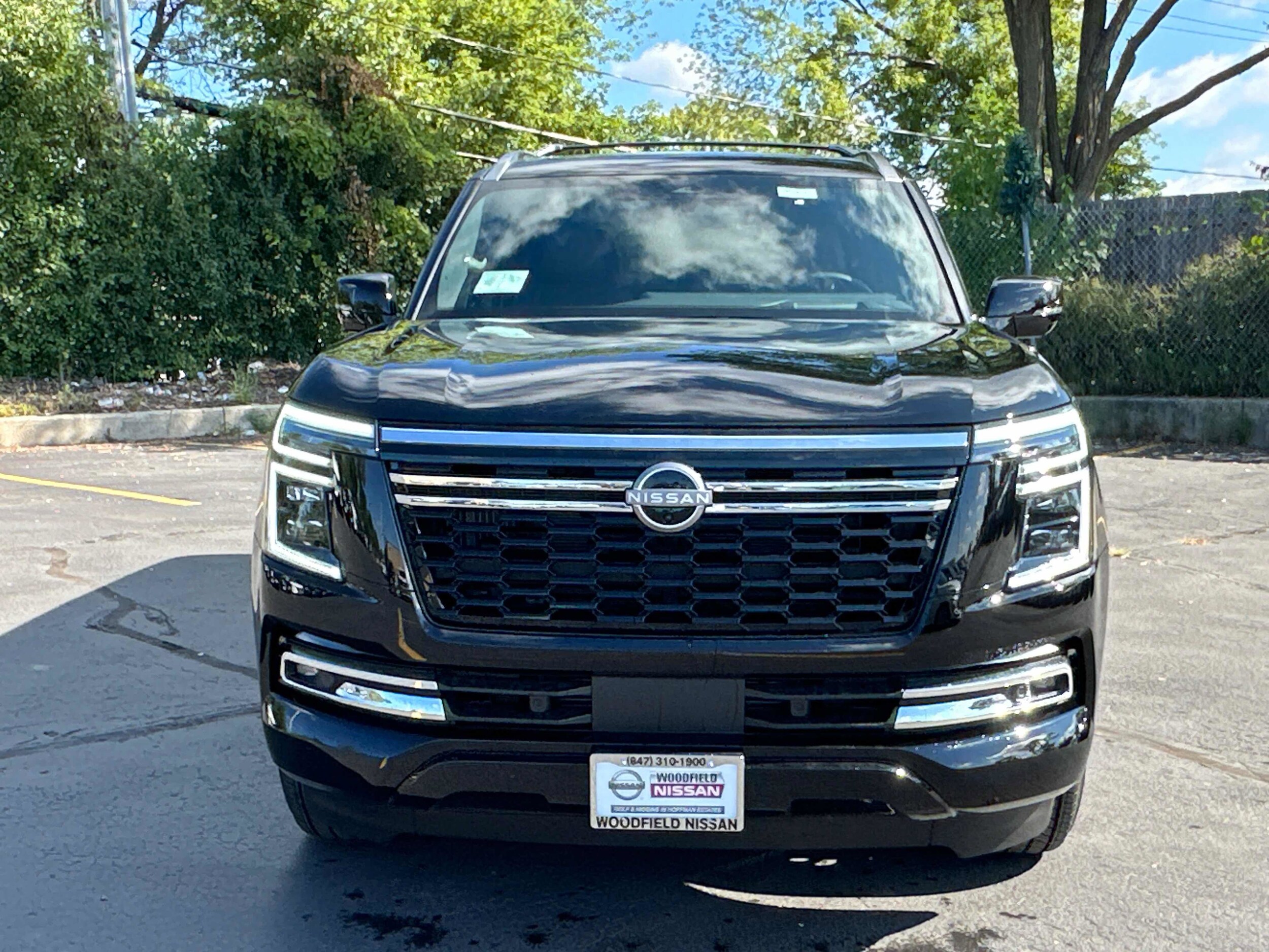 2026 Nissan Armada Platinum photo 2