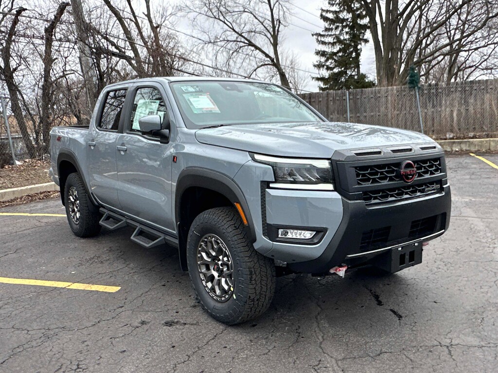 New 2026 Nissan Frontier PRO-4X w/R Package Crew Cab 4x4 PRO-4X w/R Package