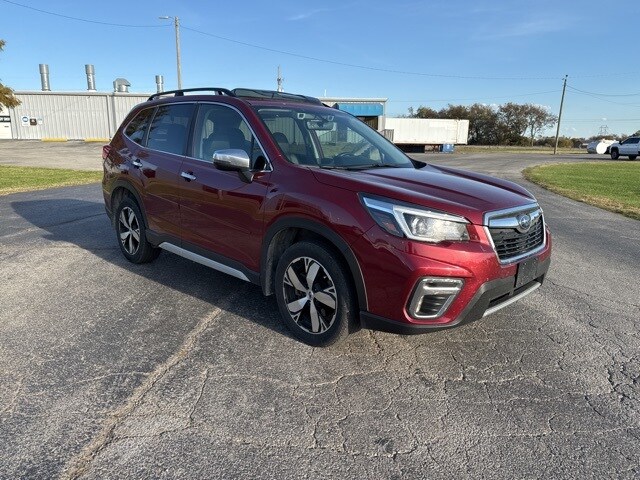 2019 Subaru Forester Touring photo 2