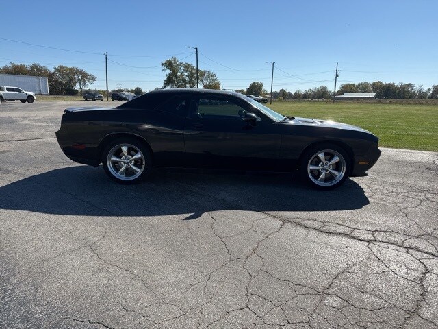 2010 Dodge Challenger R/T photo 4