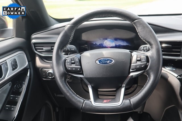 2022 Ford Explorer ST photo 4