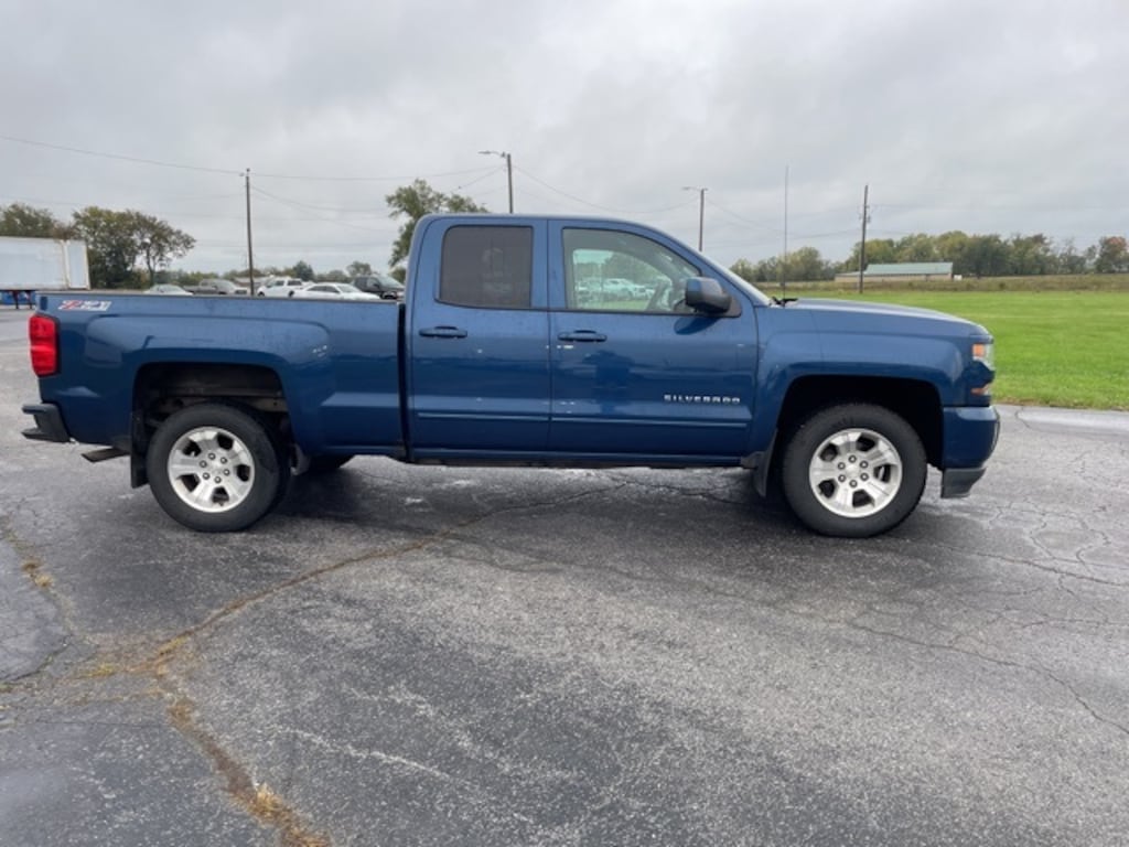Used 2017 Chevrolet Silverado 1500 LT Truck