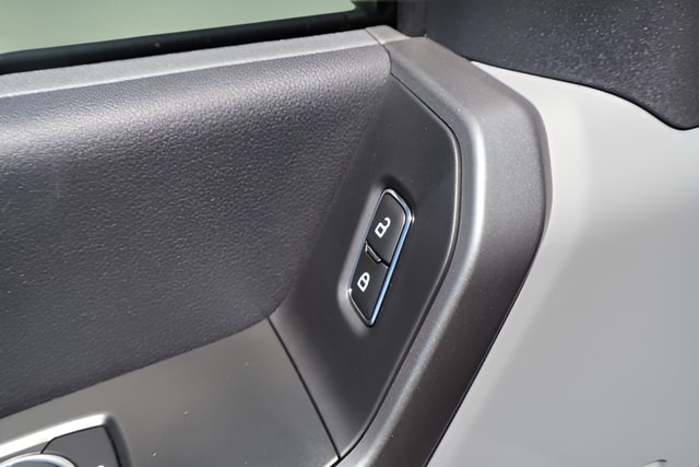 2026 Ford F-350 Super Duty XLT - Photo 18