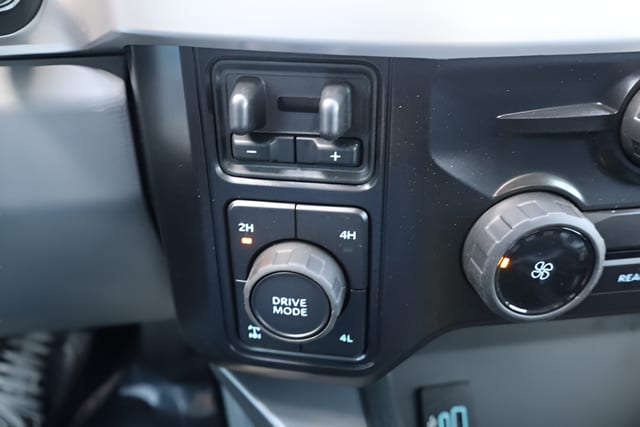 2026 Ford F-350 Super Duty XLT - Photo 24