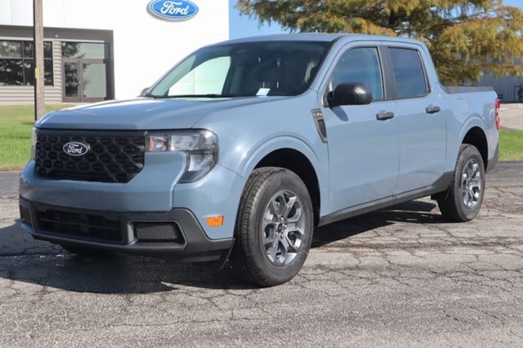 New 2025 Ford Maverick XLT Truck SuperCrew