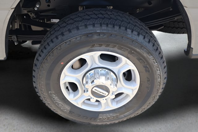 2026 Ford F-350 Super Duty XLT - Photo 27