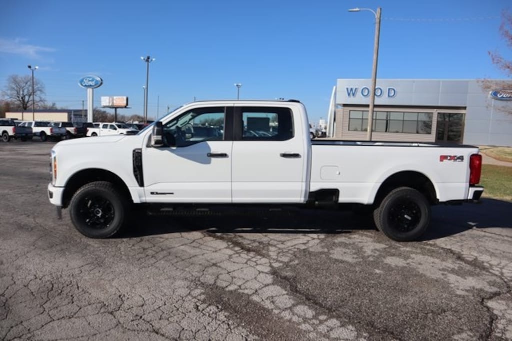 New 2026 Ford F-350 Truck Crew Cab
