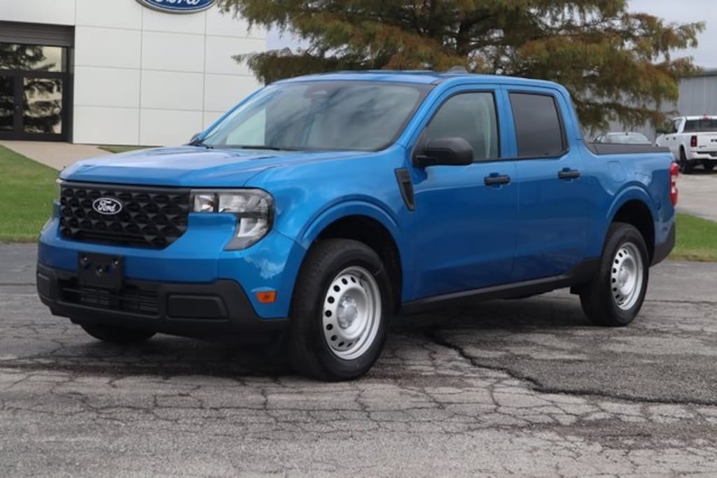 New 2025 Ford Maverick XL Truck SuperCrew