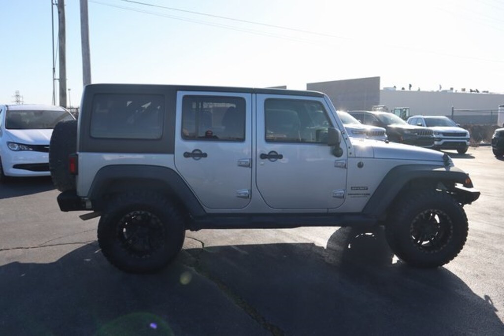 Used 2018 Jeep Wrangler JK Unlimited Sport SUV