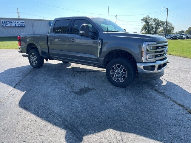 2024 Ford F-250 photo 3