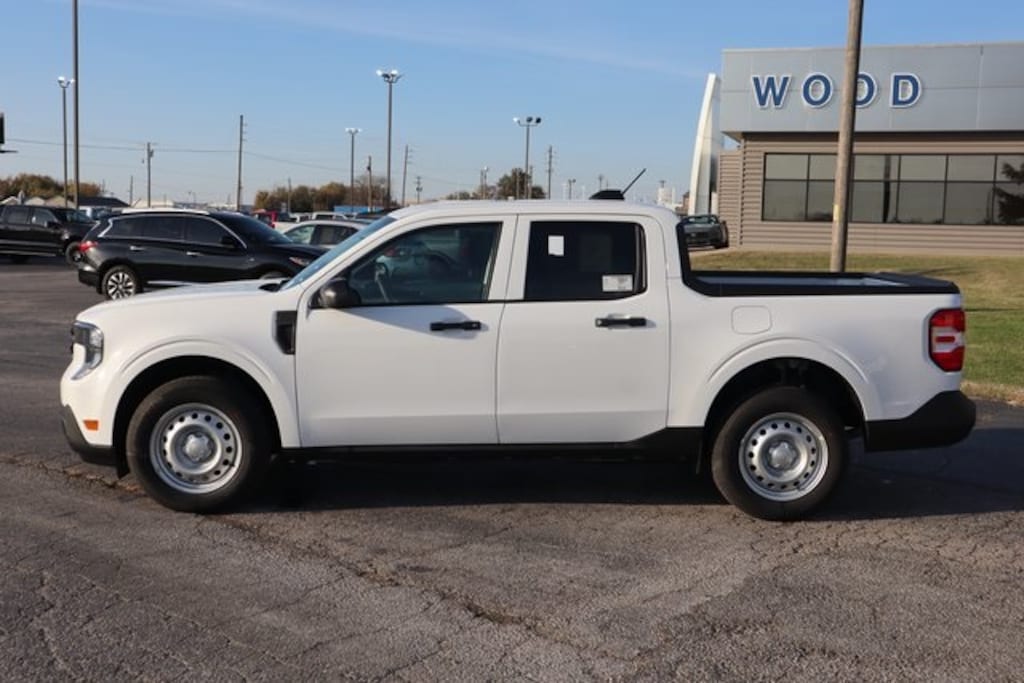 New 2025 Ford Maverick XL Truck SuperCrew
