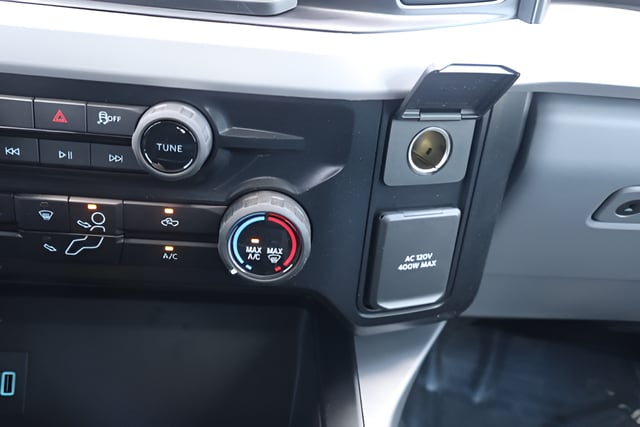 2026 Ford F-350 Super Duty XLT - Photo 25