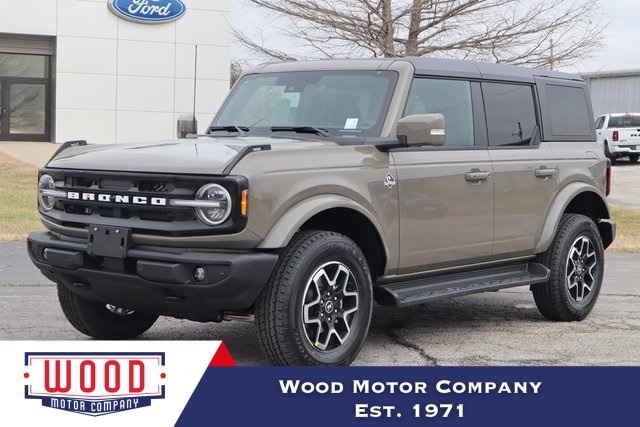 2025 Ford Bronco 4-Door Outer Banks's photo