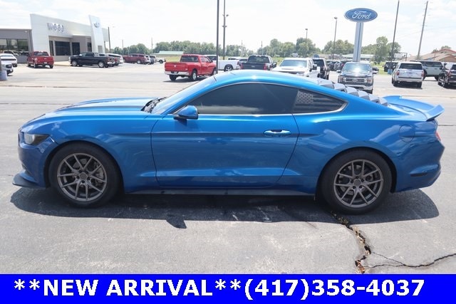 Used 2017 Ford Mustang V6 with VIN 1FA6P8AM0H5342963 for sale in Carthage, MO