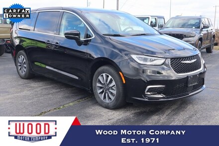 2024 Chrysler Pacifica Hybrid Select Minivan/Van