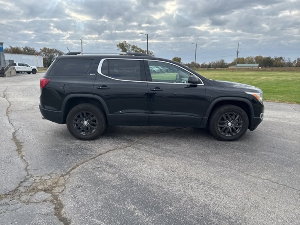 Used 2019 GMC Acadia SLT-1 SUV