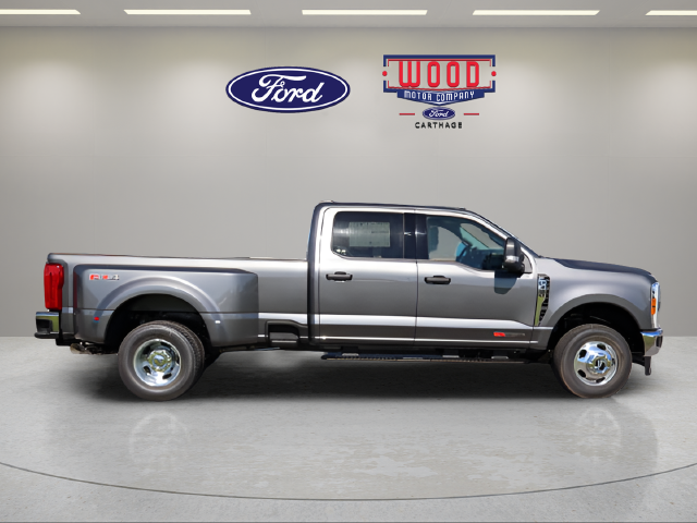 New 2027 Ford F-350 Truck Crew Cab