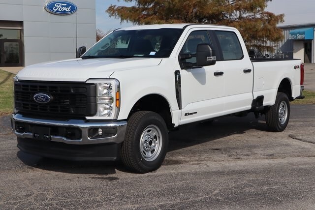 2026 Ford F-250 XL photo 2