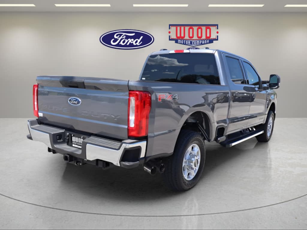 New 2026 Ford F-350 Truck Crew Cab
