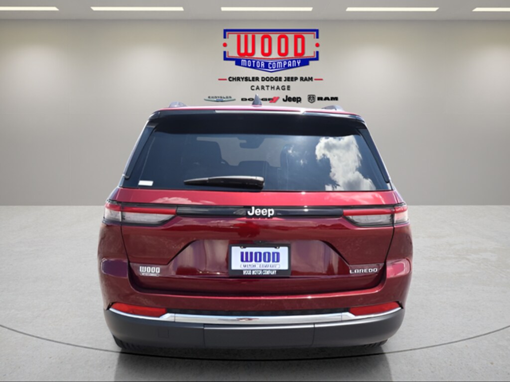 Used 2025 Jeep Grand Cherokee Laredo SUV