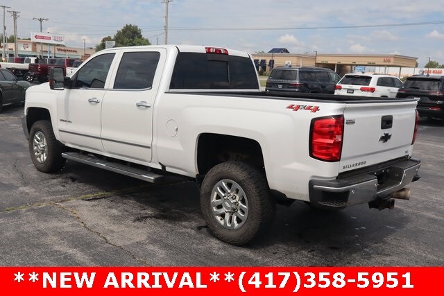 2019 Chevrolet Silverado 2500HD LTZ photo 3