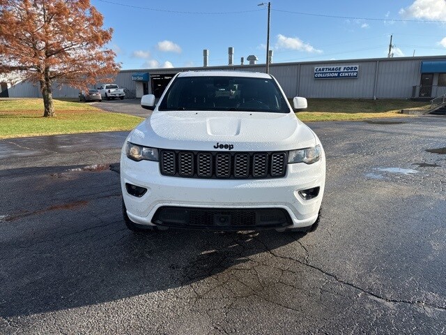 2020 Jeep Grand Cherokee Altitude photo 2