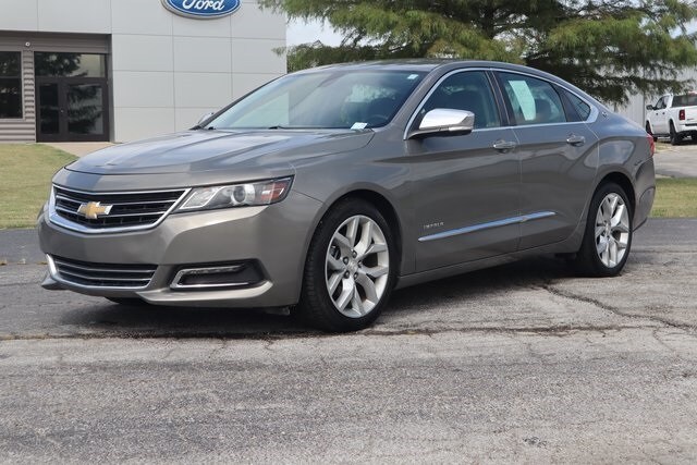 2018 Chevrolet Impala Premier photo 2