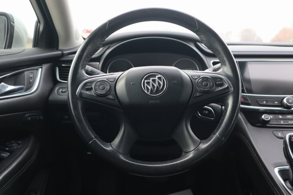 Used 2017 Buick Lacrosse Essence Sedan