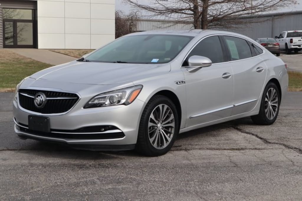 Used 2017 Buick Lacrosse Essence Sedan