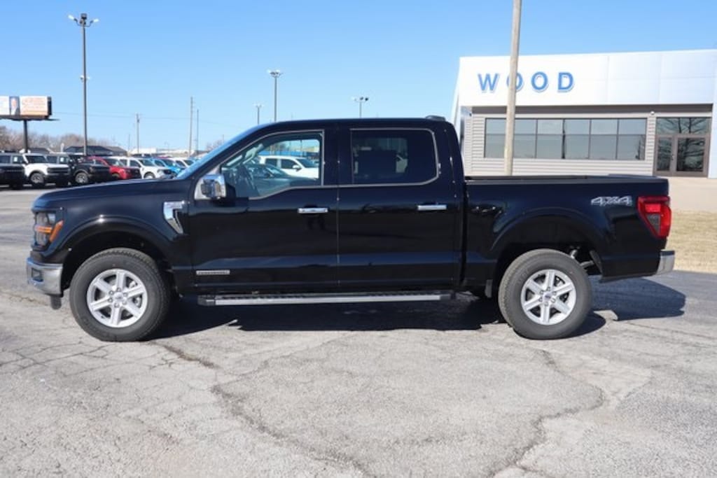 New 2025 Ford F-150 XLT Truck SuperCrew Cab