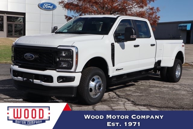 2026 Ford F-350 Super Duty XL's photo