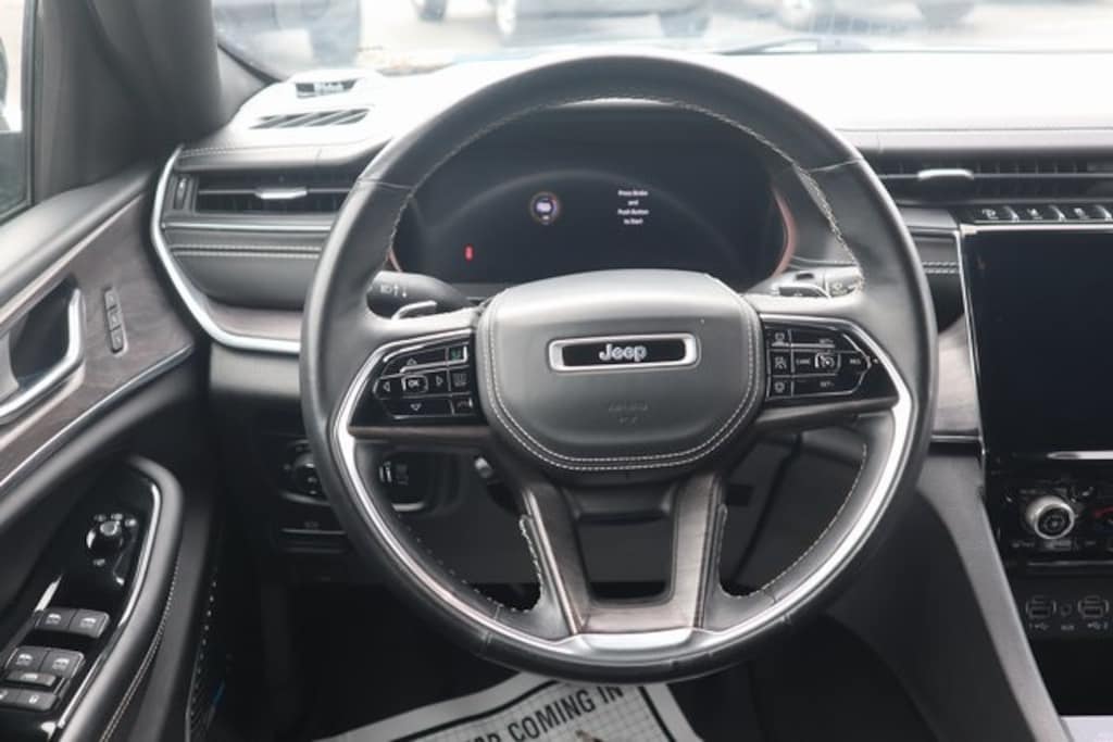 Used 2022 Jeep Grand Cherokee L Overland SUV