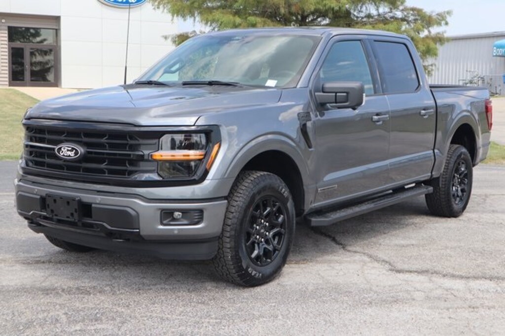 New 2025 Ford F-150 XLT Truck SuperCrew Cab