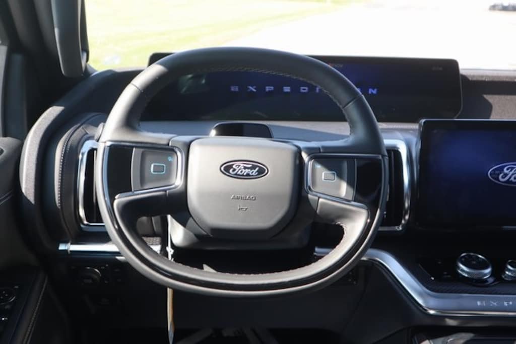 New 2025 Ford Expedition Platinum SUV