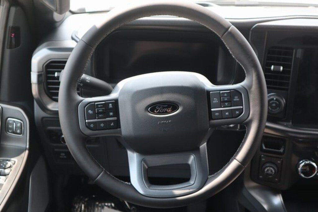 New 2025 Ford F-150 Lariat Truck SuperCrew Cab