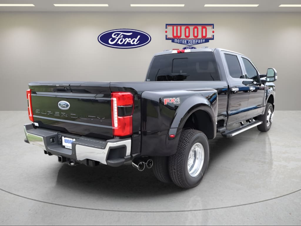 New 2026 Ford F-350 Truck Crew Cab