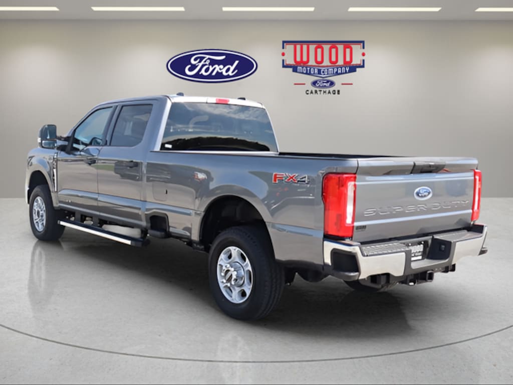 New 2026 Ford F-350 Truck Crew Cab