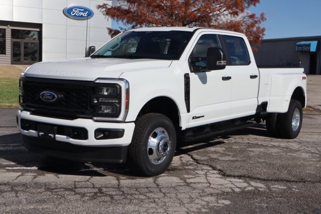 New 2026 Ford F-350 Truck Crew Cab