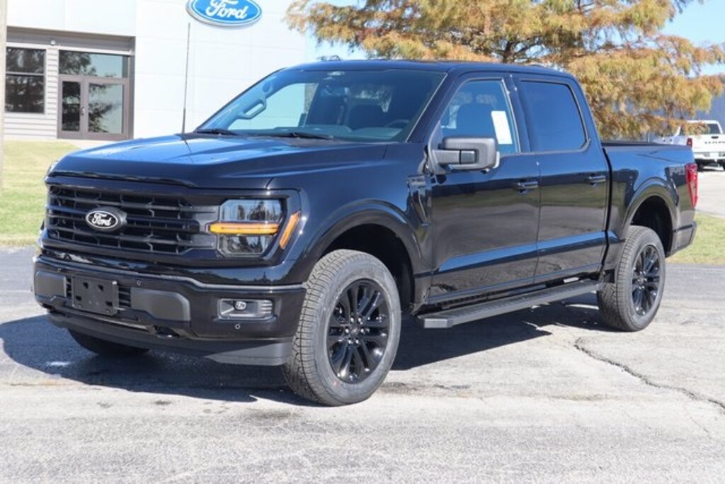 New 2025 Ford F-150 XLT Truck SuperCrew Cab