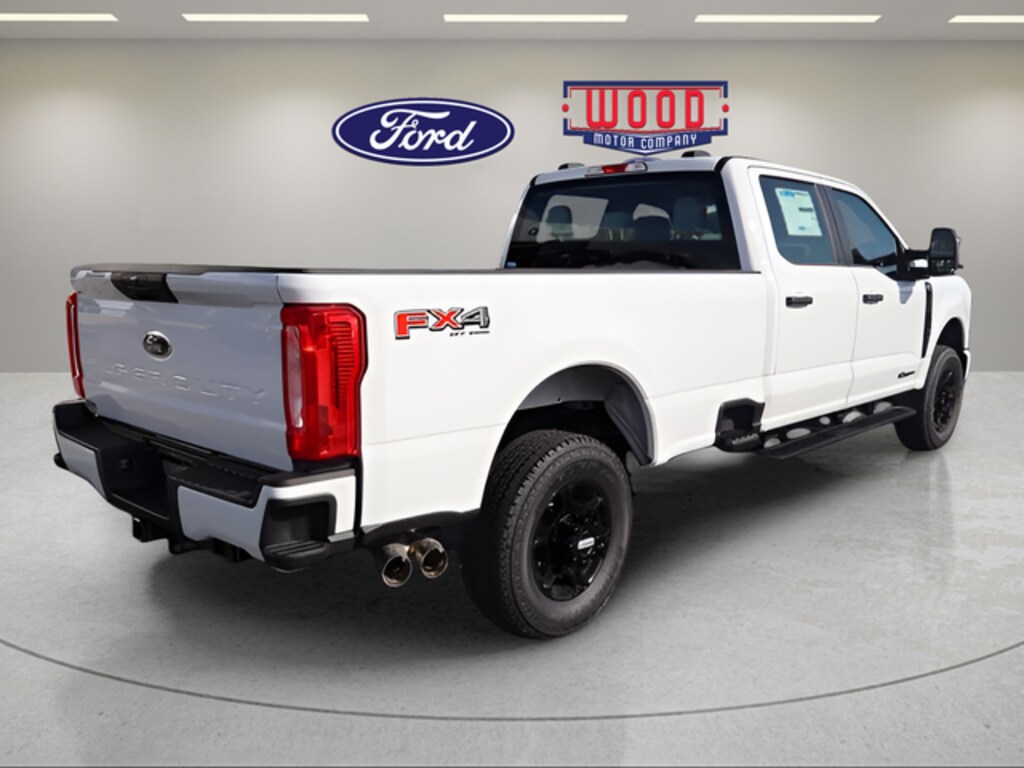New 2026 Ford F-350 Truck Crew Cab