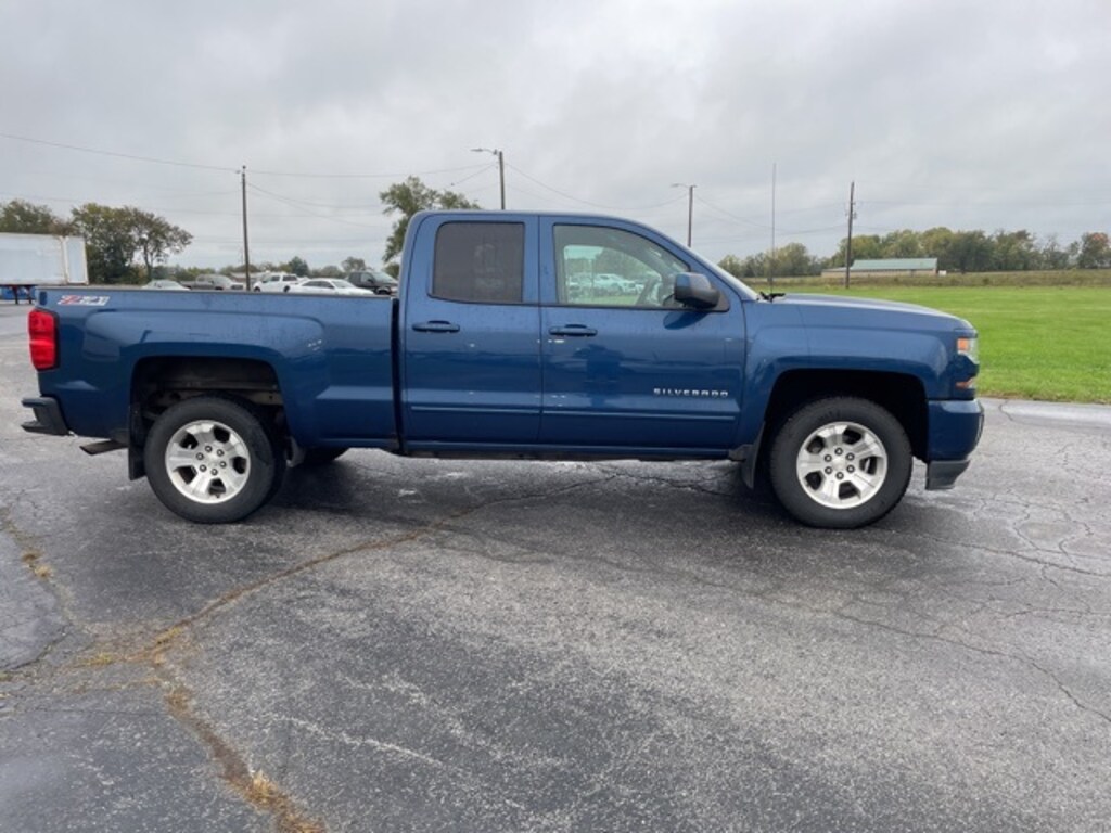Used 2017 Chevrolet Silverado 1500 LT Truck
