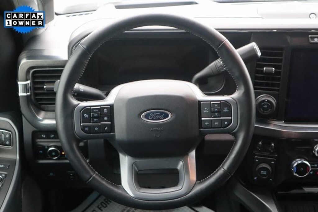 Used 2024 Ford F-250SD Lariat Truck