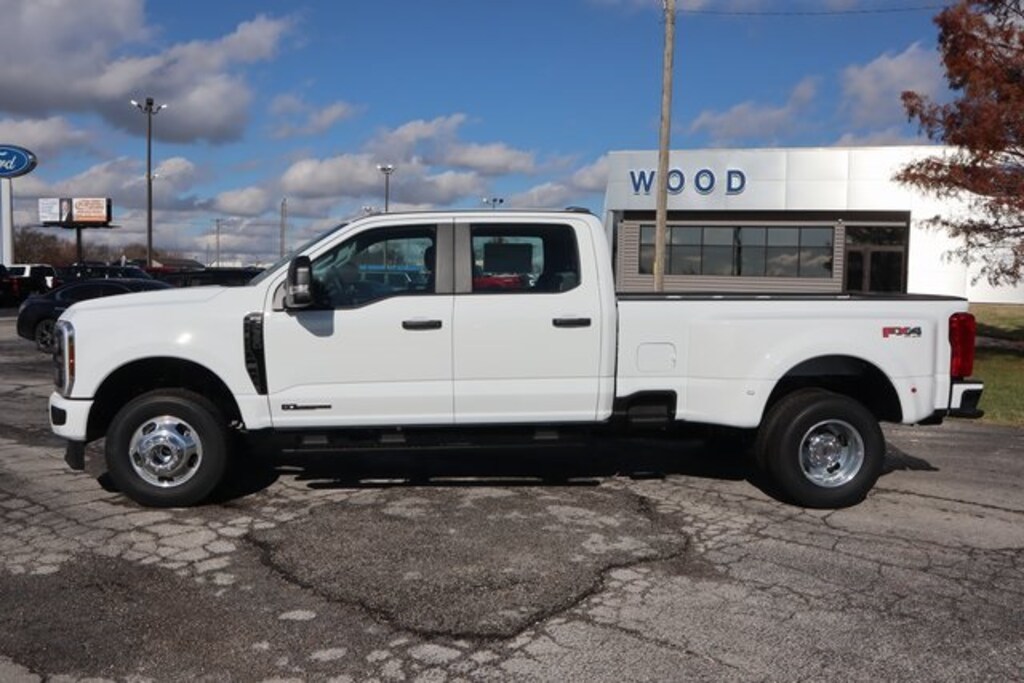 New 2026 Ford F-350 Truck Crew Cab
