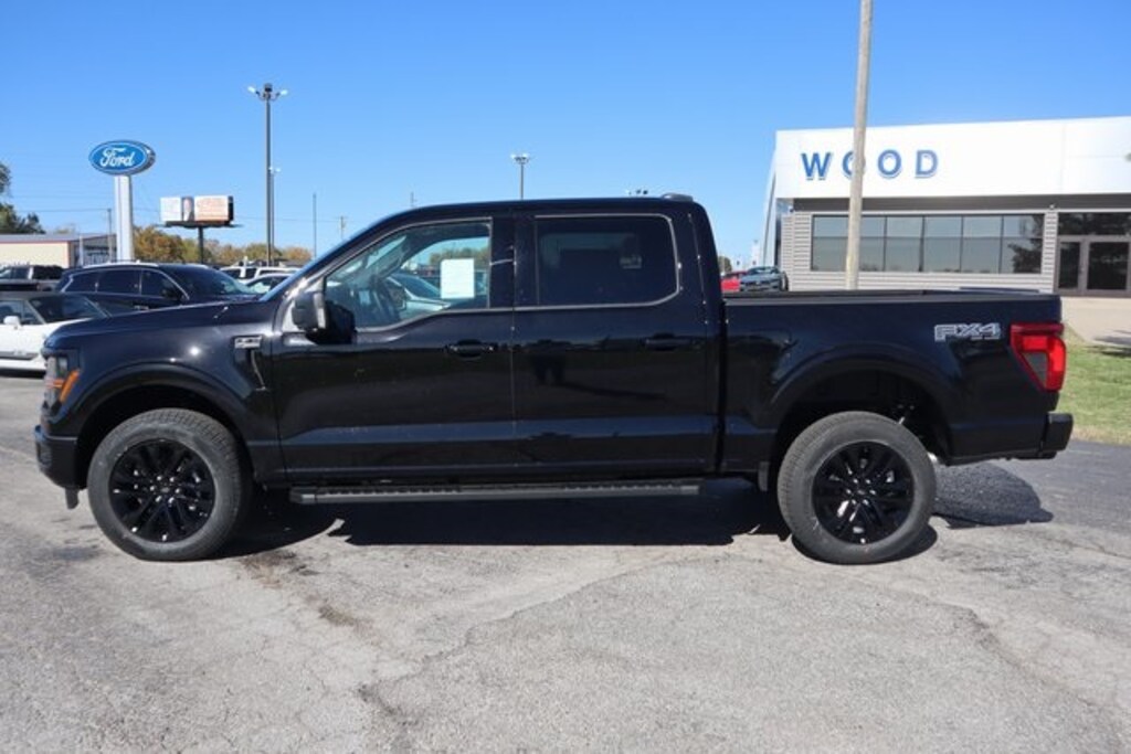 New 2025 Ford F-150 XLT Truck SuperCrew Cab