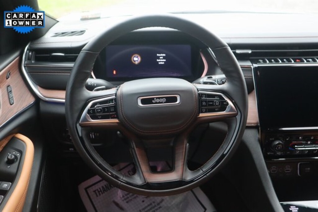 Used 2025 Jeep Grand Cherokee Summit SUV
