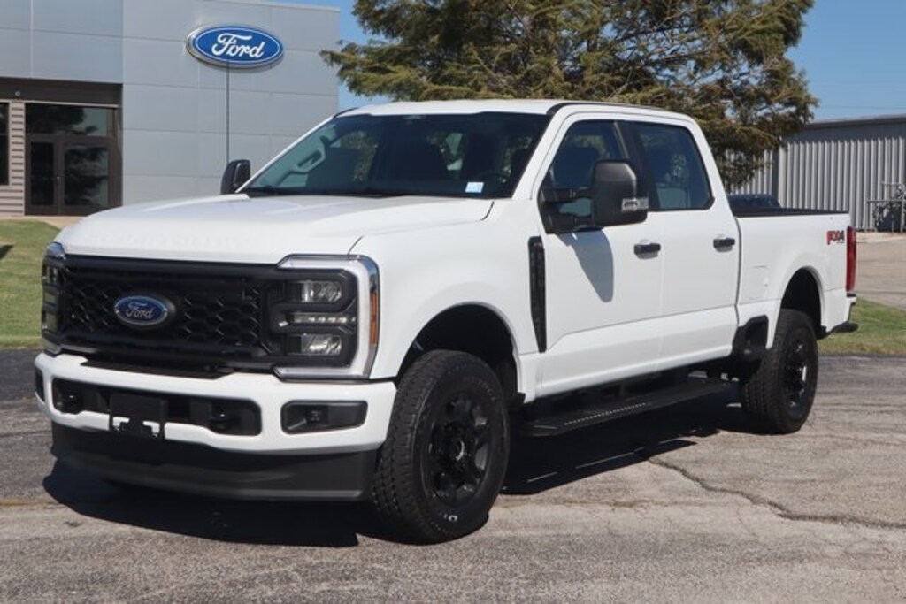 New 2026 Ford F-250  Truck Crew Cab