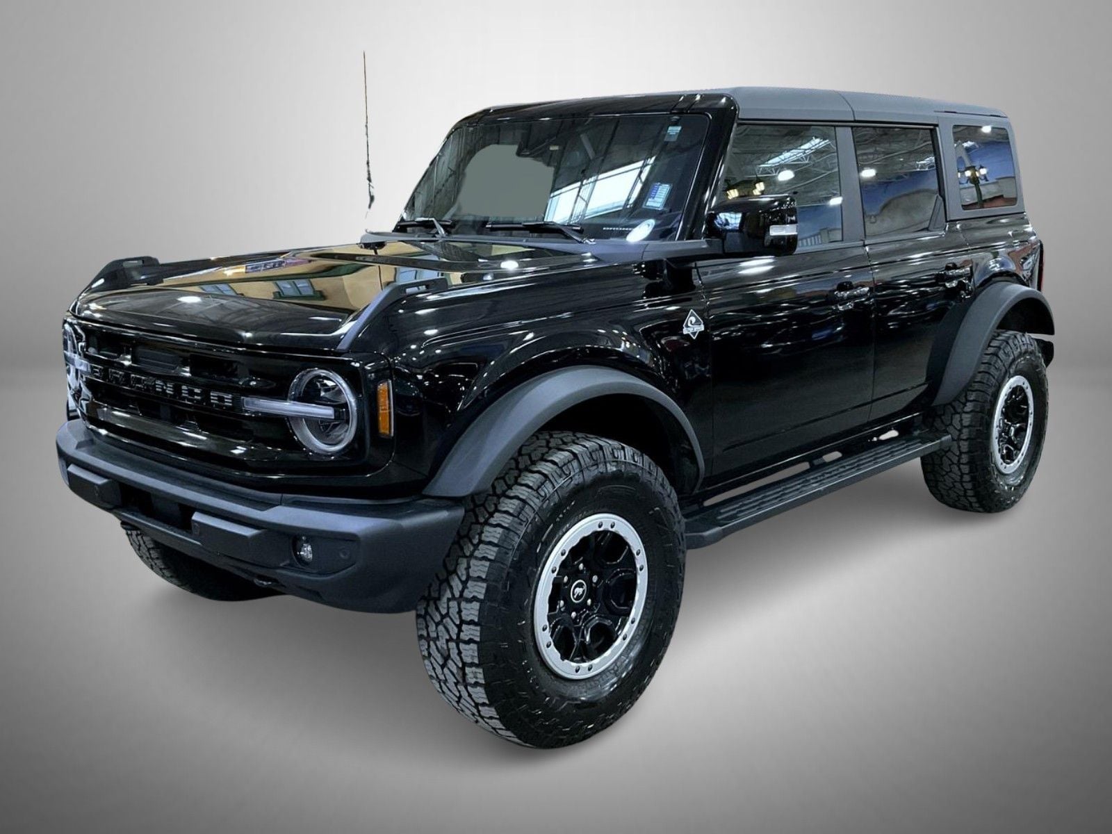 2024 Ford Bronco Outer Banks's photo