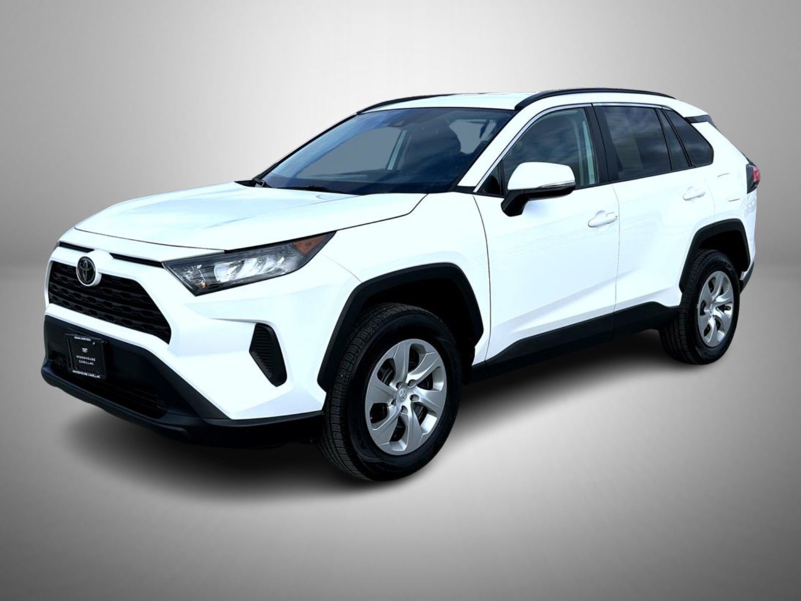 2021 Toyota RAV4 LE's photo