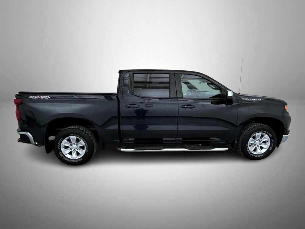 Used 2022 Chevrolet Silverado 1500 LT Truck