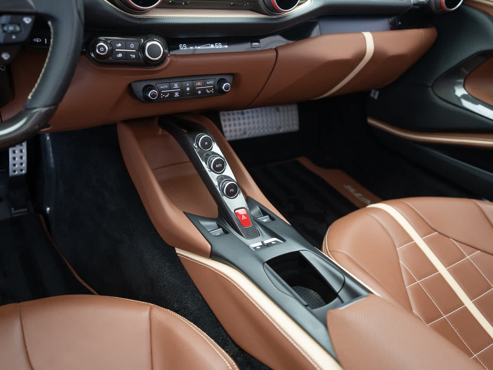 2022 Ferrari 812 GTS Base - Photo 19